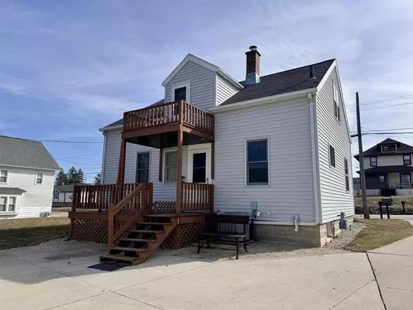 Mount Calvary, WI 53057,213 FOND DU LAC STREET