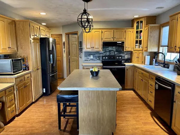 New London, WI 54961,1530 CAROLINE DRIVE