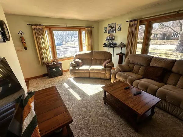 Clintonville, WI 54929,27 S PARK STREET