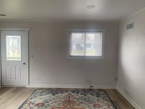 Winneconne, WI 54986,724 MAPLE STREET