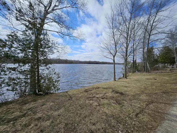 Oconto Falls, WI 54154,102 JOHN STREET