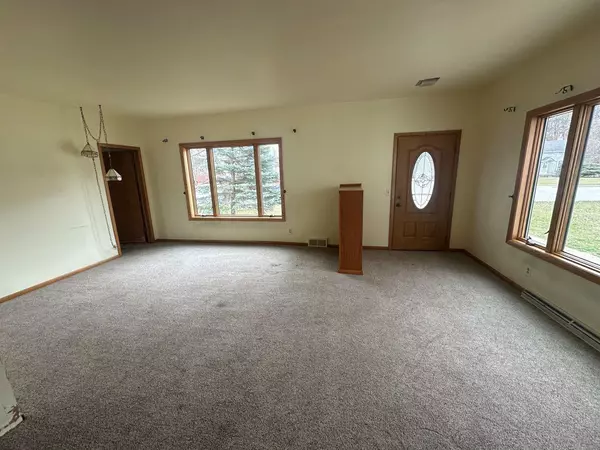 Clintonville, WI 54929,113 E MADISON STREET