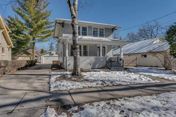 918 E HANCOCK STREET, Appleton, WI 54911