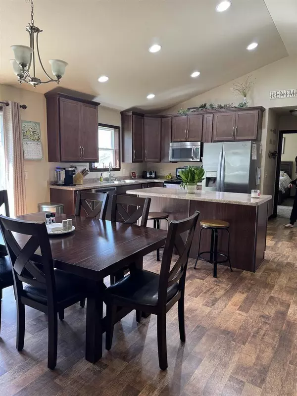 Oakfield, WI 53065,502 LEONA WAY