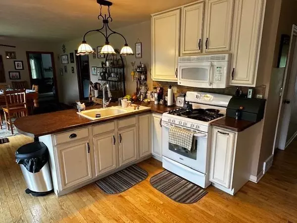 Clintonville, WI 54929,N2911 COUNTY RD Y