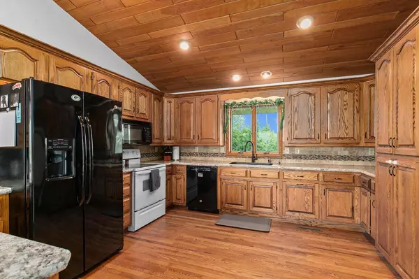 Black Creek, WI 54106,W5610 FOREST ROAD