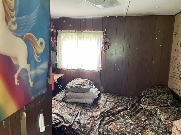 Niagara, WI 54151,N19690 BARTON BIRD ROAD