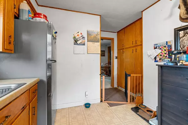 New London, WI 54961,1112 LAWRENCE STREET