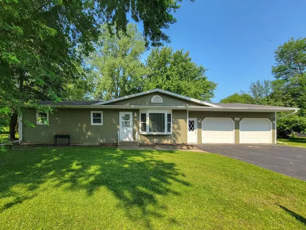 New London, WI 54961,1403 OSHKOSH STREET