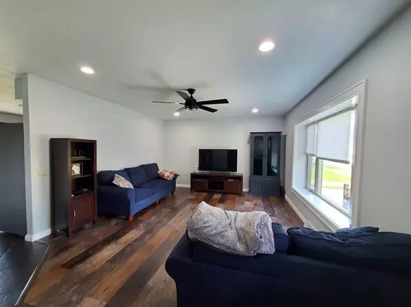 Clintonville, WI 54929,183 HARRIET STREET