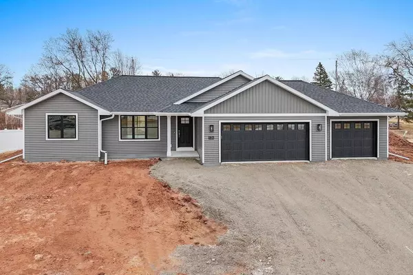 526 ROSEMARY COURT, Pulaski, WI 54162