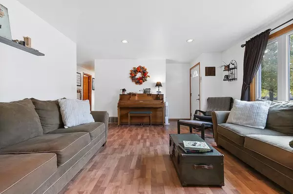 Pulaski, WI 54162,203 JAMES COURT