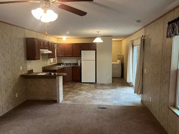 Iola, WI 54945,N10546 WROLSTAD ROAD