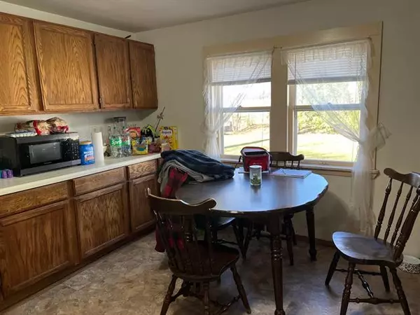 Menasha, WI 54952,620 3RD STREET