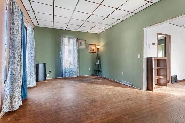 Clintonville, WI 54929,18 N CLINTON AVENUE