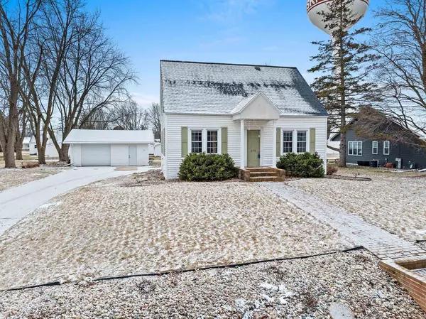 Pulaski, WI 54162,254 SUMMIT STREET