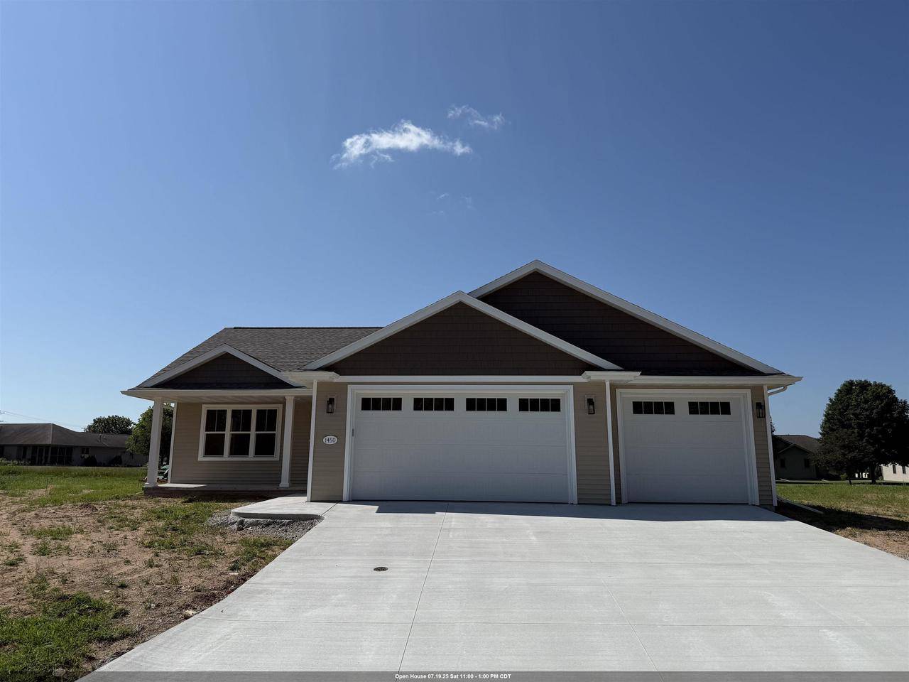 1450 BIRCH HILL LANE, Shawano, WI 54166