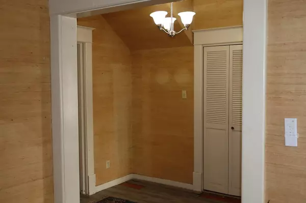 New London, WI 54961,311 E COOK STREET