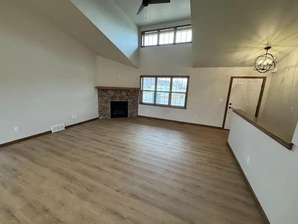 Green Bay, WI 54313,4638 RICHARD LANE