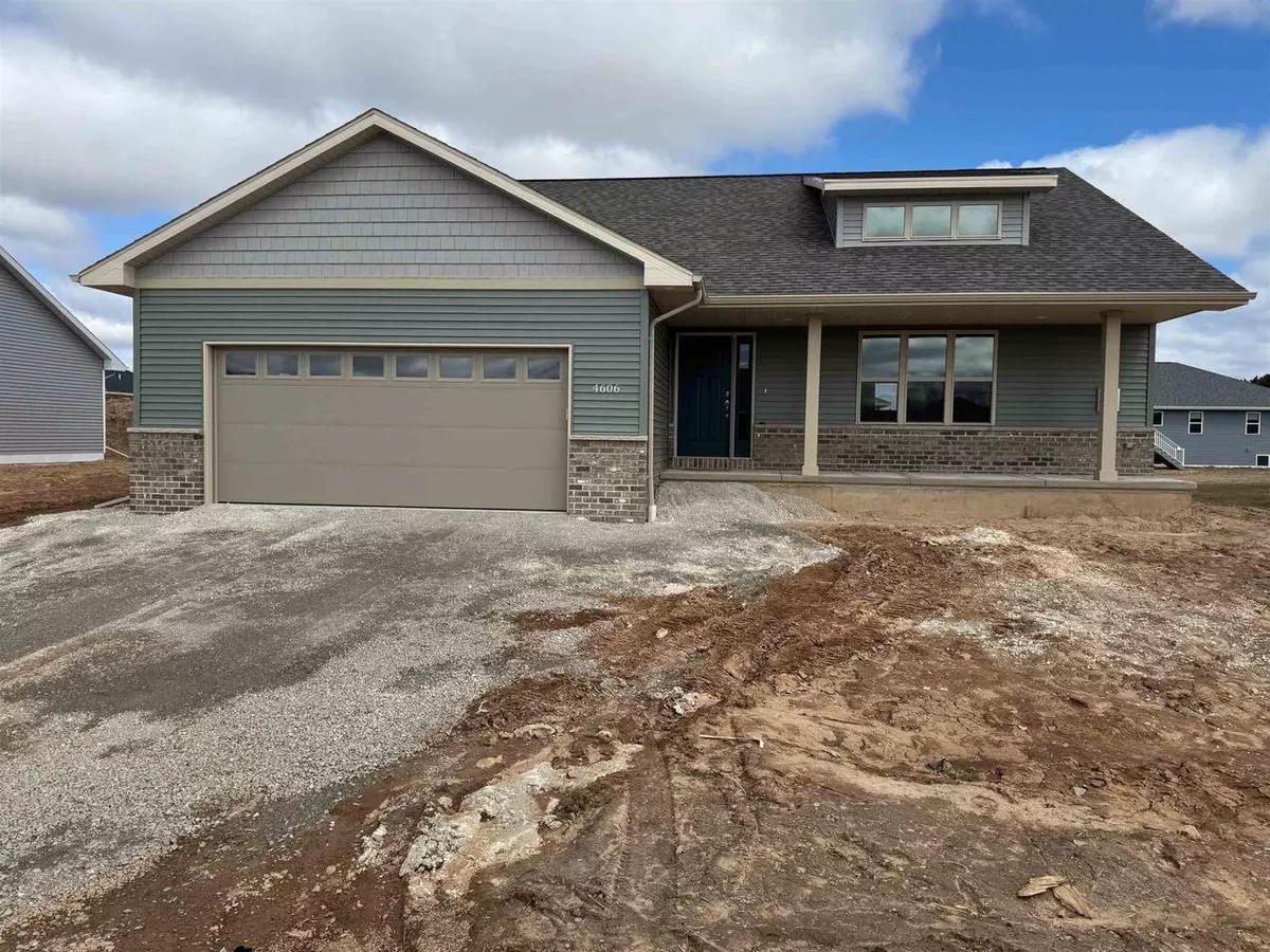 Green Bay, WI 54313,4606 RICHARD LANE