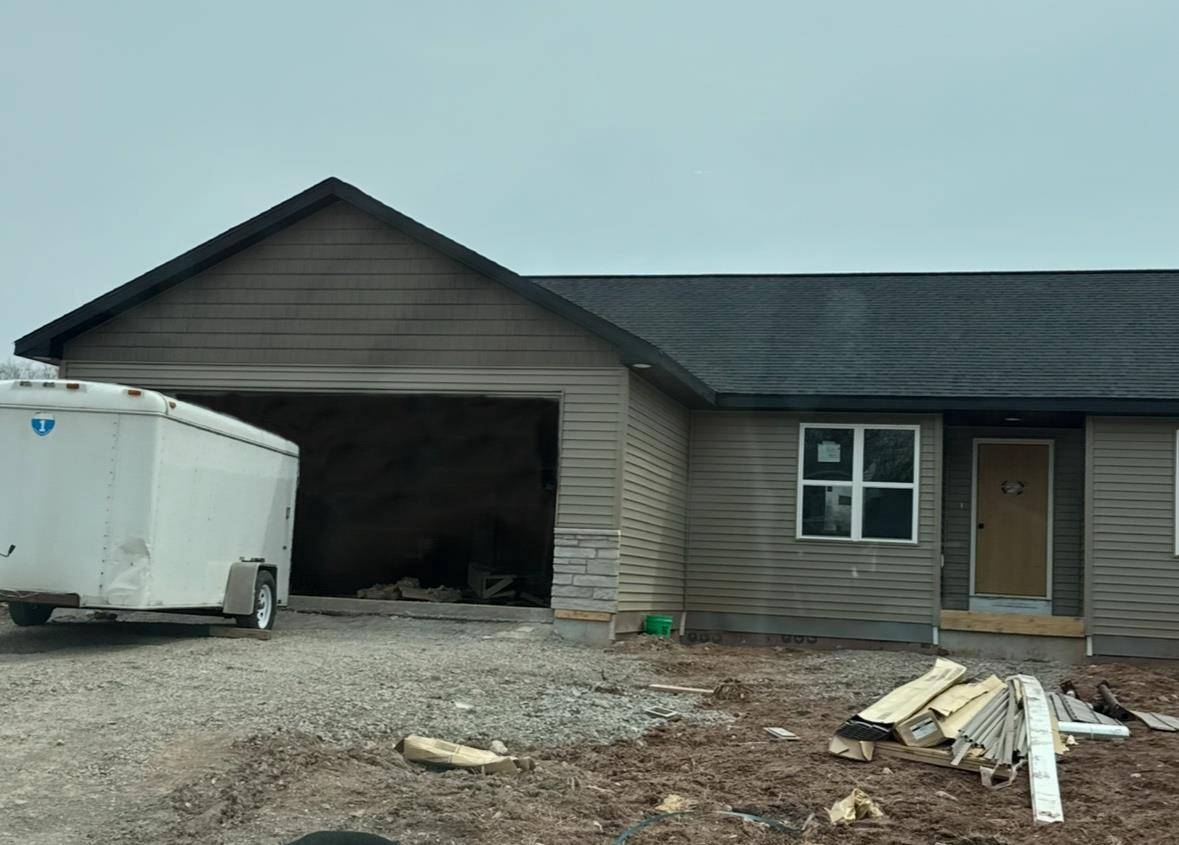 5064 TAMARACK TRAIL, Oshkosh, WI 54904