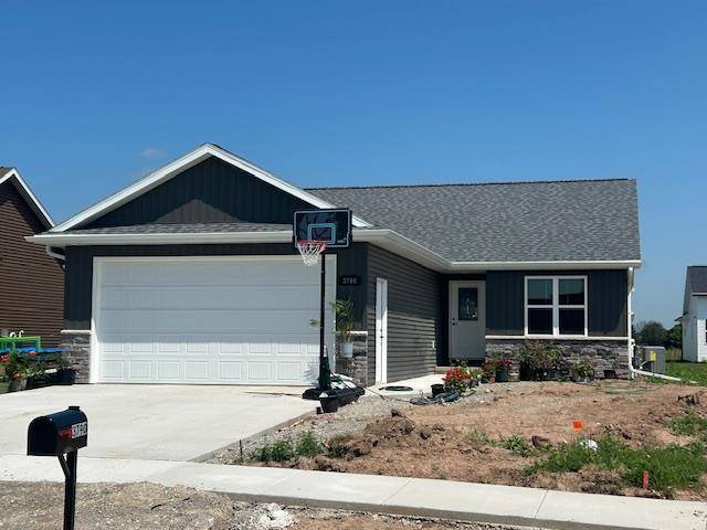 3790 E GLADIOLUS PLACE, Appleton, WI 54913