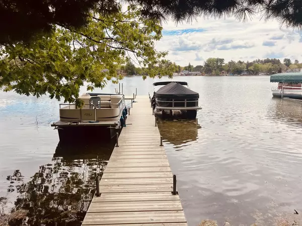 Waupaca, WI 54981,E1747 PINE RIDGE LANE