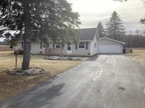 New London, WI 54961,W10657 SPURR ROAD