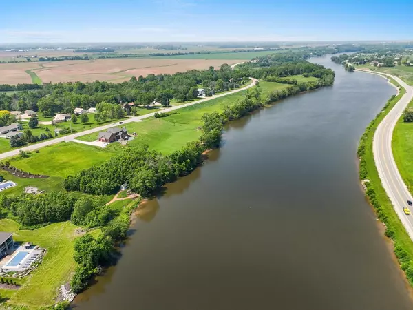 Wrightstown, WI 54115,4079 LOST DAUPHIN ROAD