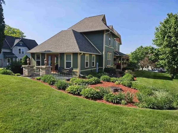 Ripon, WI 54971,205 STATE STREET