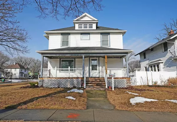 903 N BROADWAY, Green Bay, WI 54303