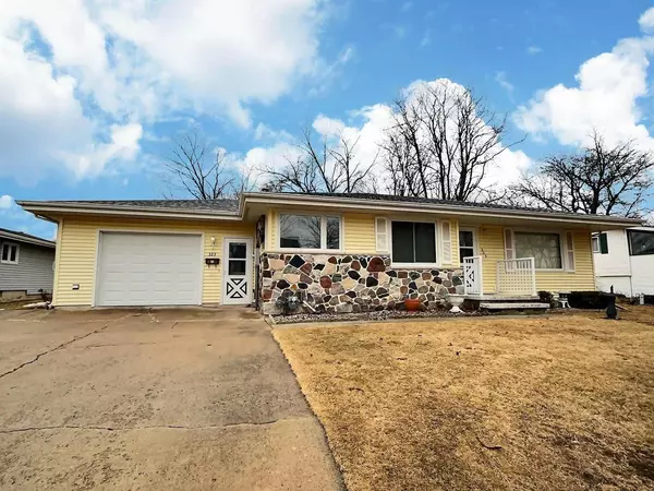323 MADISON AVENUE, Omro, WI 54963