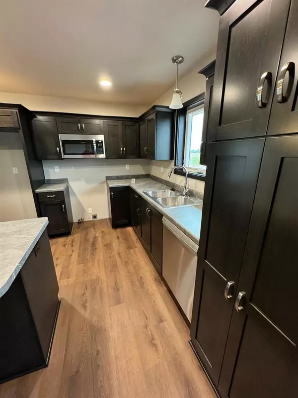 Pulaski, WI 54162,859 JOEANNA WAY