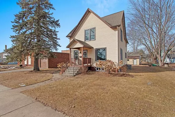 615 S FRANKLIN STREET, Shawano, WI 54166