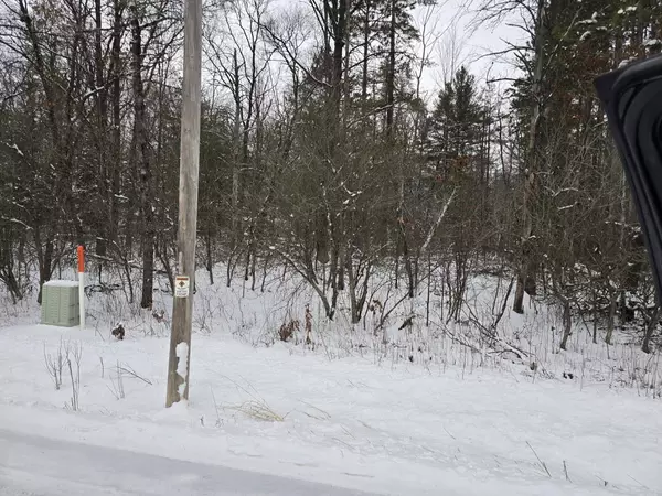 JACKLIN HEIGHTS CIRCLE, Crivitz, WI 54114