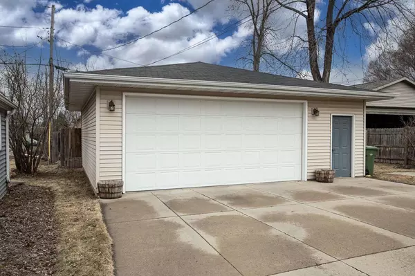 Kimberly, WI 54136,126 S JAMES STREET