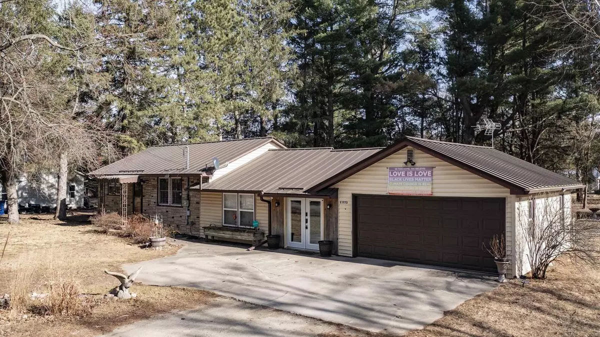 Waupaca, WI 54981,E1773 AMY STREET