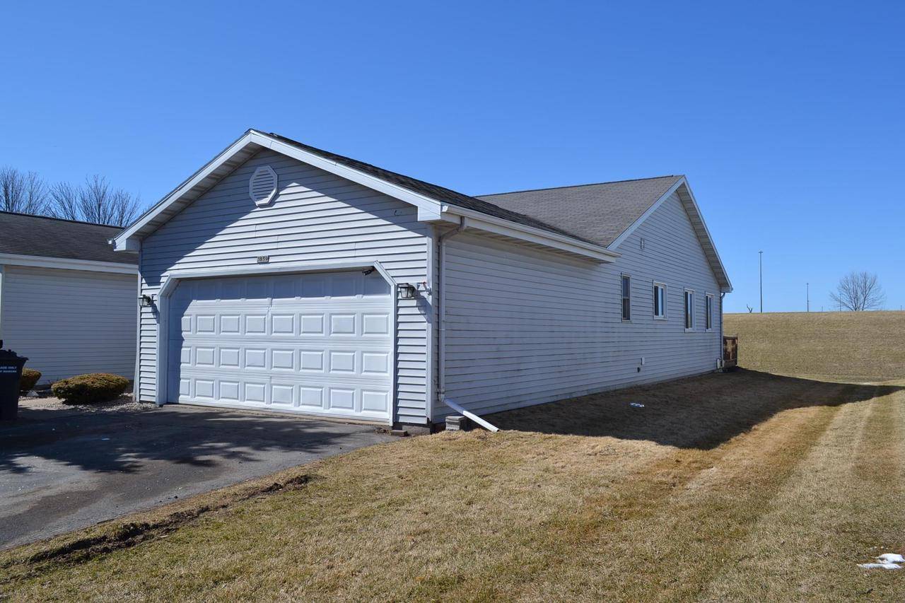 3859 WESTERN DRIVE, Oshkosh, WI 54901