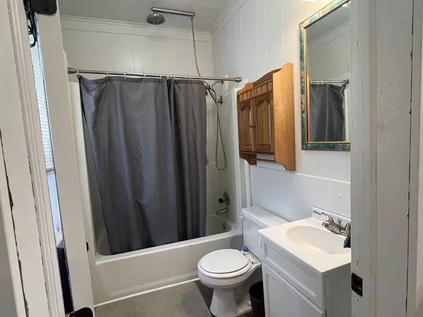 Iola, WI 54945,350 WATER STREET