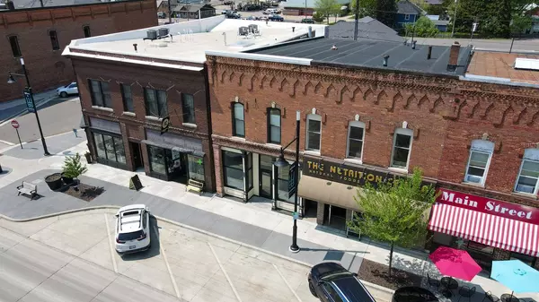 Waupaca, WI 54981,205 N MAIN STREET