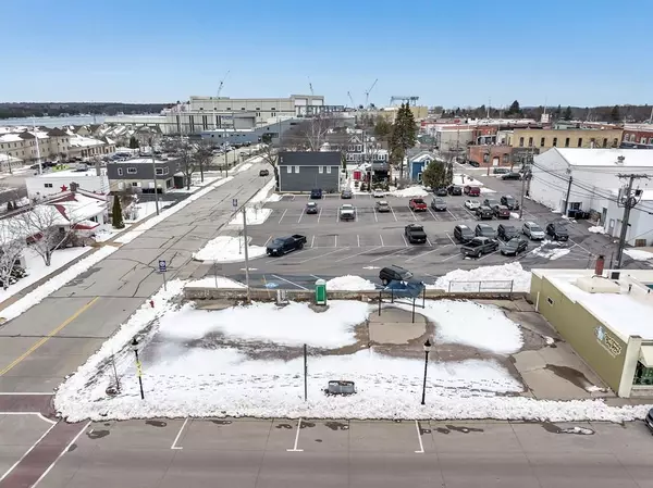 Sturgeon Bay, WI 54235,214 MICHIGAN STREET