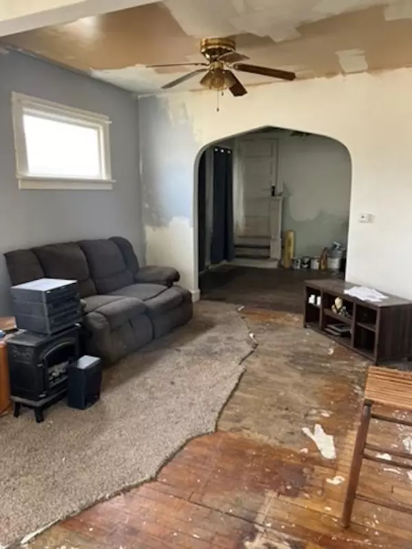 Two Rivers, WI 54241,2215 11TH STREET