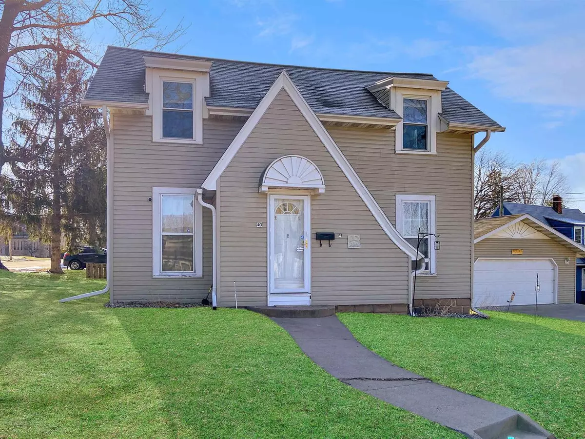 Clintonville, WI 54929,40 N 12TH STREET