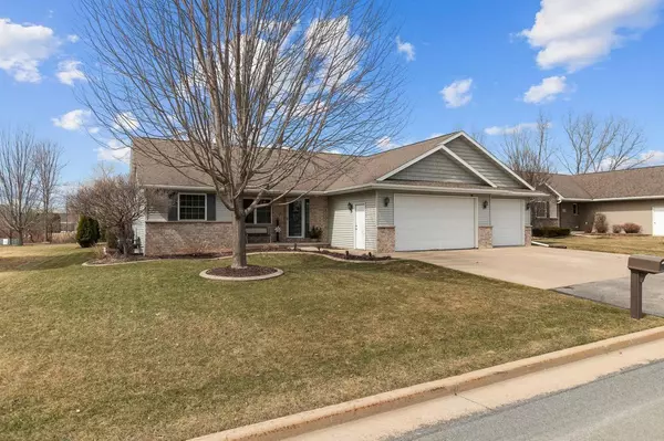 1414 CHESTERFIELD COURT, Menasha, WI 54952