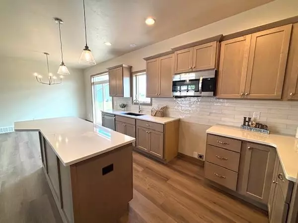 Appleton, WI 54915,1200 S JADE DRIVE