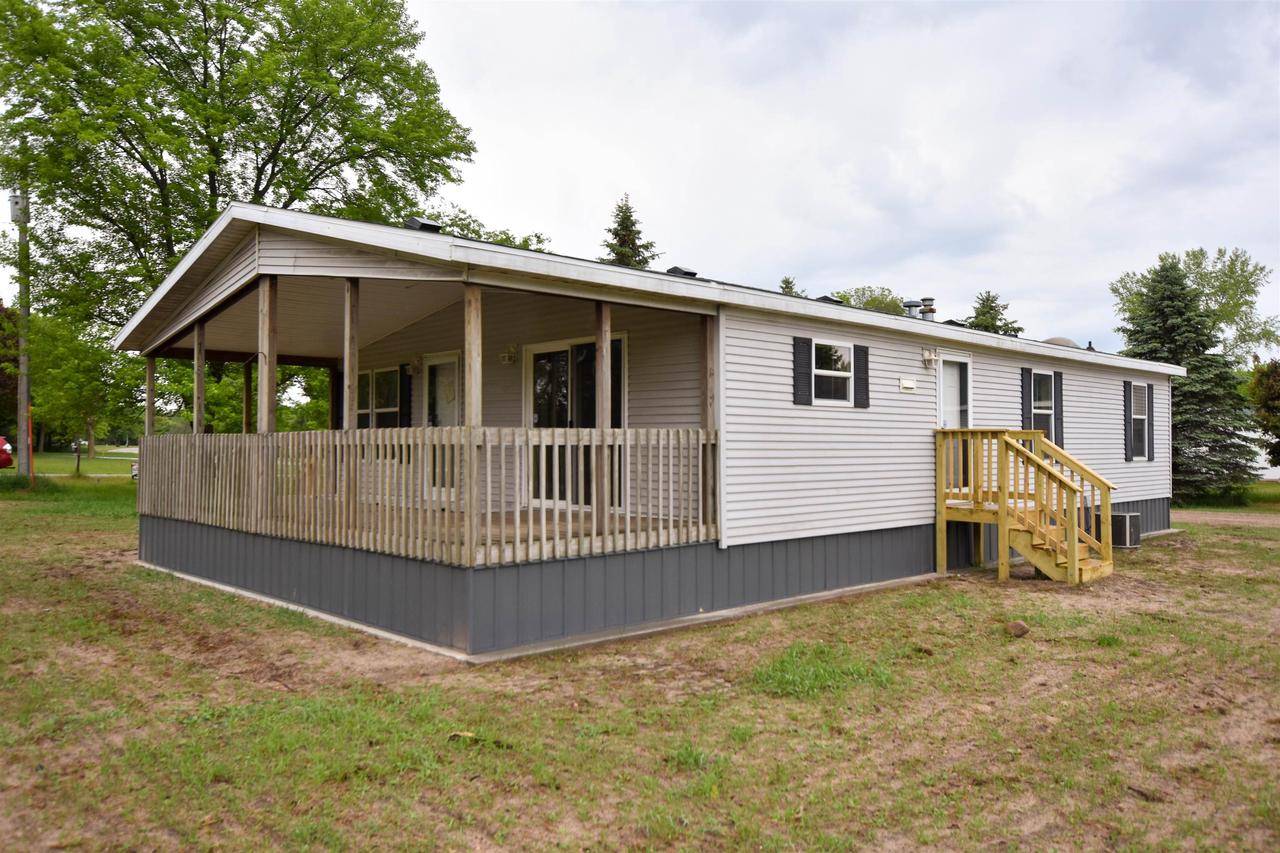 832 E RUFFALO DRIVE, Plainfield, WI 54966