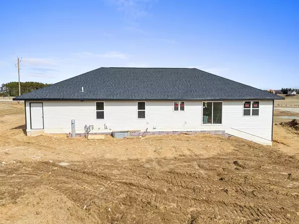 Pulaski, WI 54162,665 KROLL ROAD