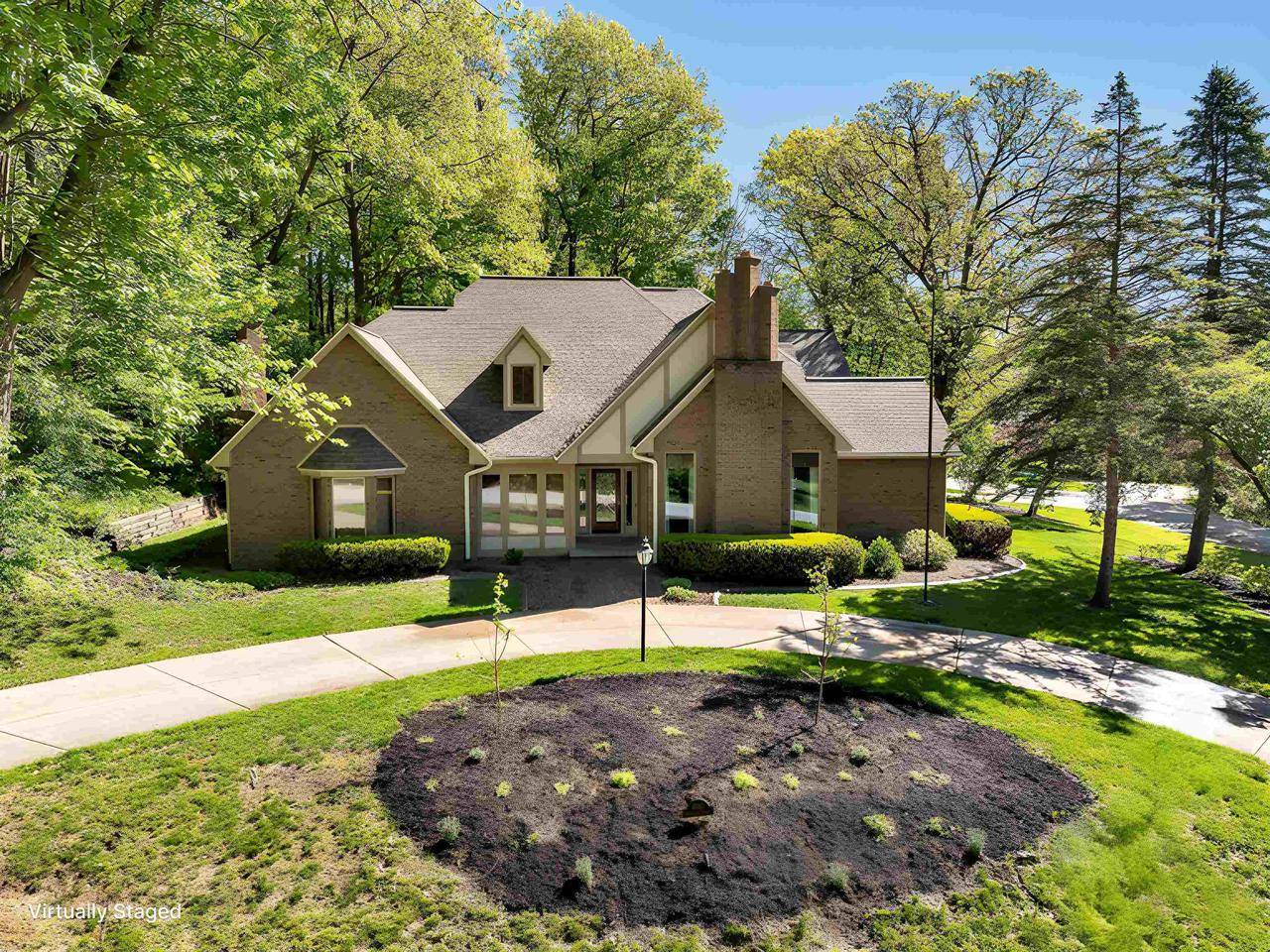 4510 CHOCTAW TRAIL, Green Bay, WI 54313