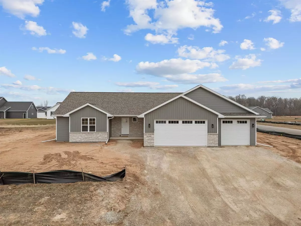 Menasha, WI 54952,W5808 ROUNDSTONE PLACE