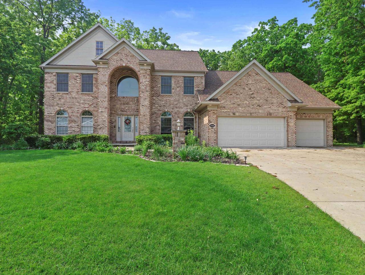 3566 GLEN OAKS, Green Bay, WI 54311